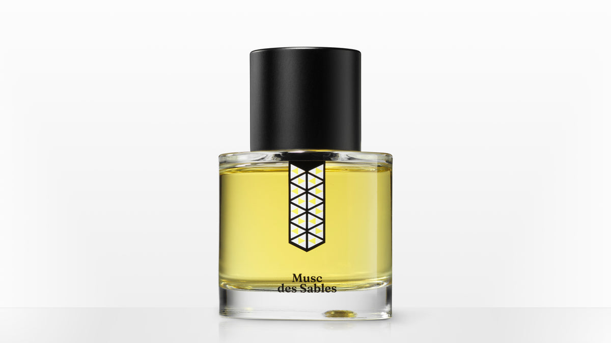 Musc des Sables de Les Indémodables perfume ambarino atalcado, niche perfume de autor, Eau de Parfum